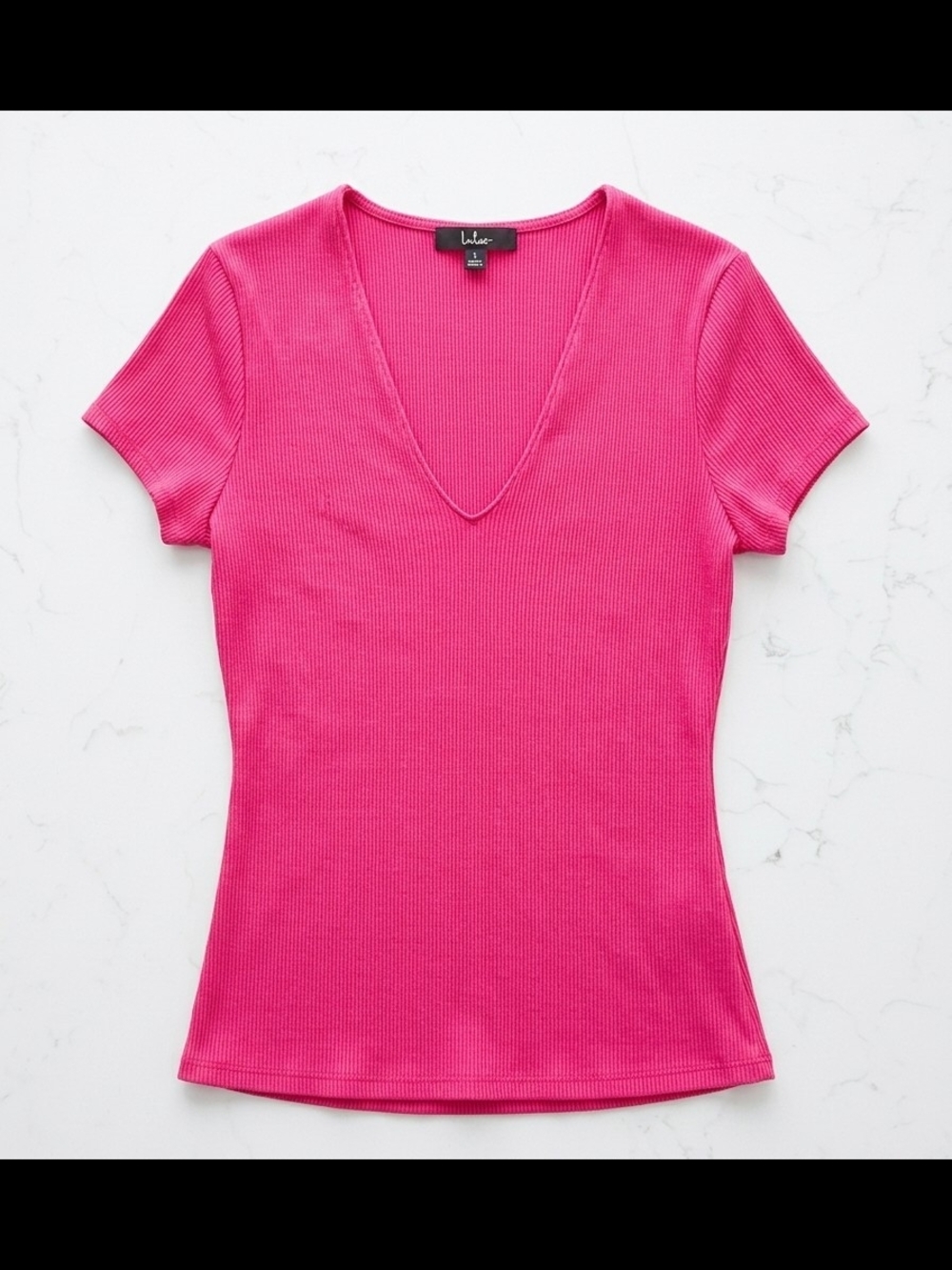 Lulu's Ribbed V-Neck Short Sleeve Top in Hot Pink